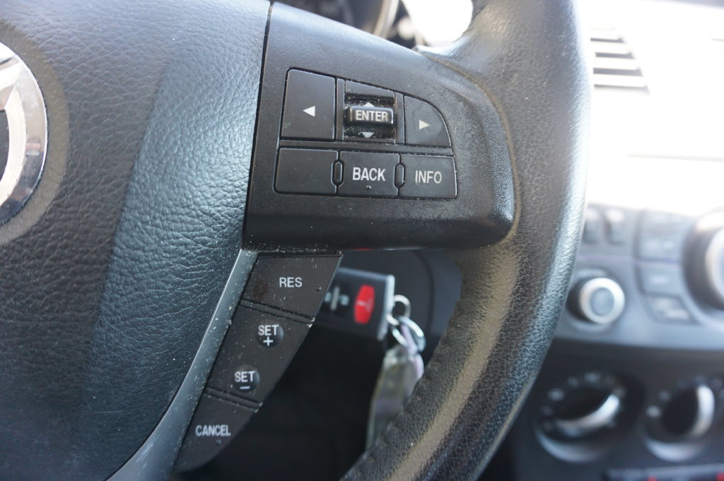 Used 2012 MAZDA MAZDA3 s Touring FWD image 8