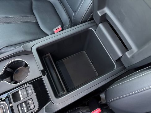 Used 2025 Honda Pilot Touring image 26