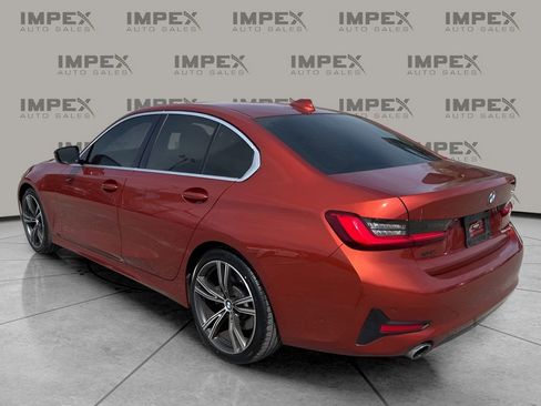 Used 2021 BMW 330i Sedan w/ Premium Package image 3