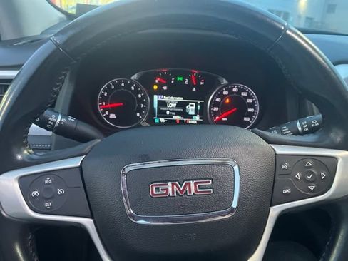 Used 2019 GMC Acadia SLT AWD/4WD image 17