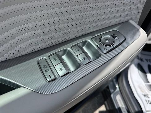 Used 2025 Hyundai Palisade Calligraphy AWD/4WD image 19