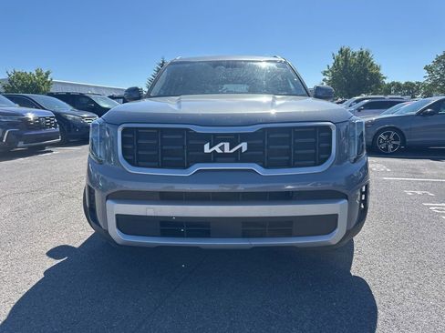 Used 2025 Kia Telluride S AWD/4WD image 2