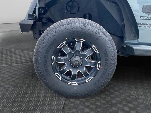 Used 2015 Jeep Wrangler Unlimited Sport w/ Quick Order Package 23S AWD/4WD image 30