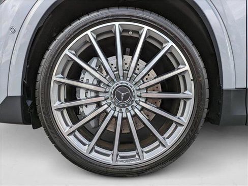 New 2025 Mercedes-Benz GLA 35 AMG 4MATIC image 10