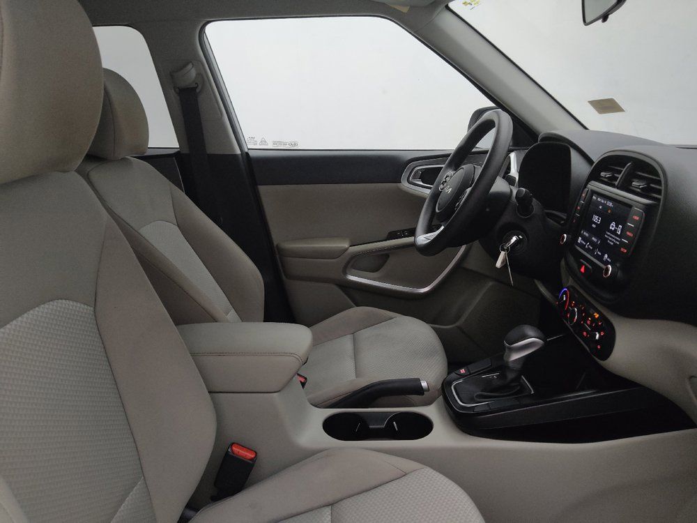 Used 2022 Kia Soul LX FWD image 21