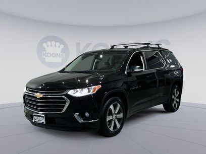Used 2021 Chevrolet Traverse LT w/ LT Premium Package