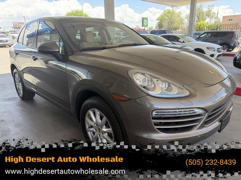 Used 2013 Porsche Cayenne Diesel AWD/4WD image 1