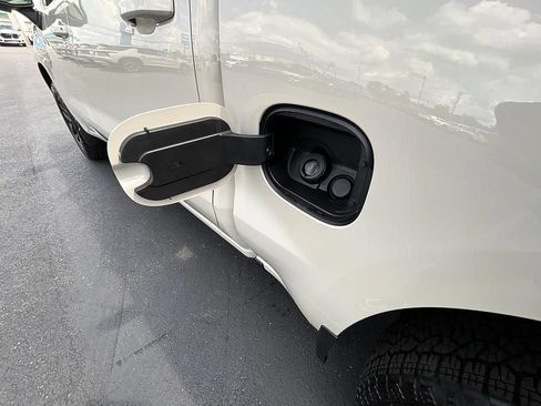 New 2026 Chevrolet Silverado 1500 RST w/ All Star Edition Plus AWD/4WD image 15