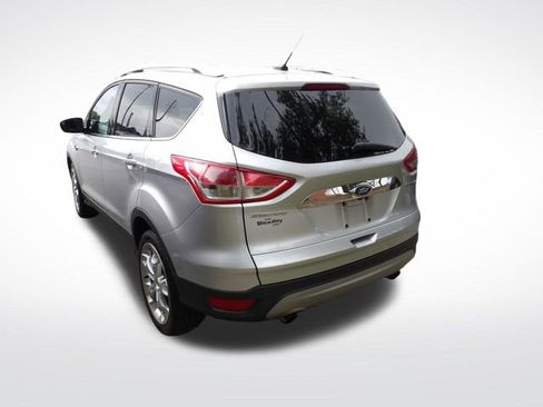 Used 2015 Ford Escape Titanium w/ Equipment Group 301A FWD image 12
