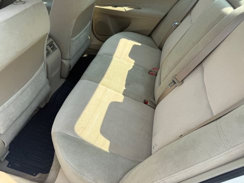 Used 2013 Nissan Altima 2.5 SV w/ 2.5SV Convenience Pkg FWD image 9