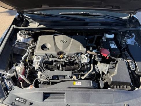 Used 2022 Toyota Camry SE w/ Carpet Mat Package (TMS) FWD image 41