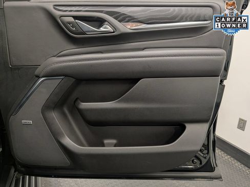 Used 2022 GMC Yukon XL Denali w/ Denali Ultimate Package AWD/4WD image 34
