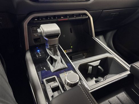 New 2026 Toyota Tundra Limited AWD/4WD image 12