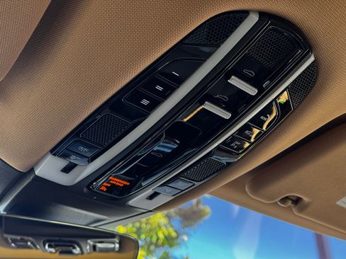 Certified 2023 Porsche Panamera AWD/4WD image 19