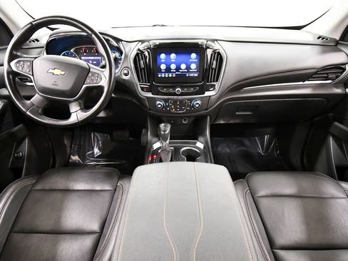 Used 2021 Chevrolet Traverse LT AWD/4WD image 3