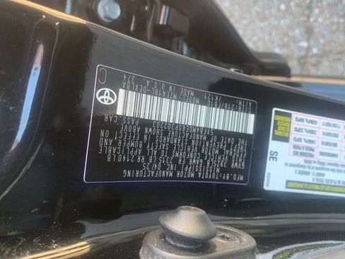 Used 2025 Toyota Corolla LE image 34