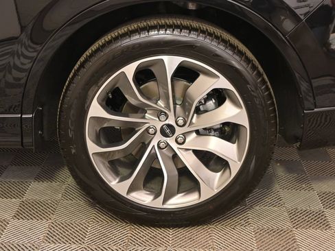 New 2026 Lincoln Aviator AWD w/ Jet Appearance Package image 20