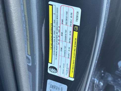 New 2026 RAM 1500 4x4 Crew Cab image 25