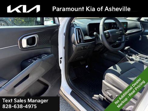 New 2026 Kia Sorento S AWD/4WD image 17