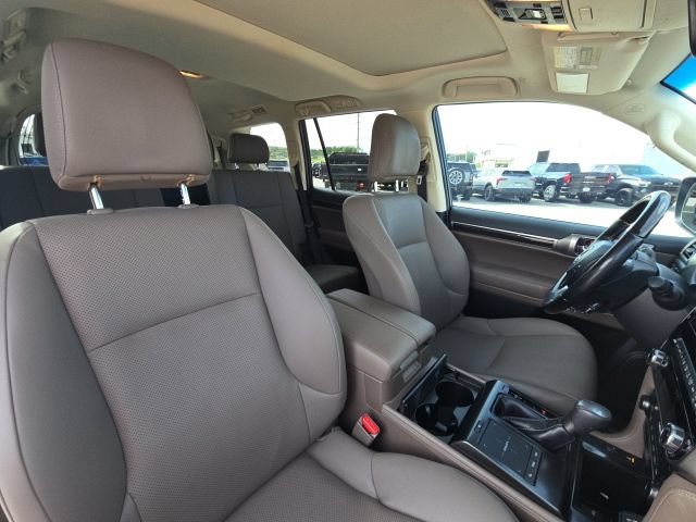 Used 2023 Lexus GX 460 Premium AWD/4WD image 18