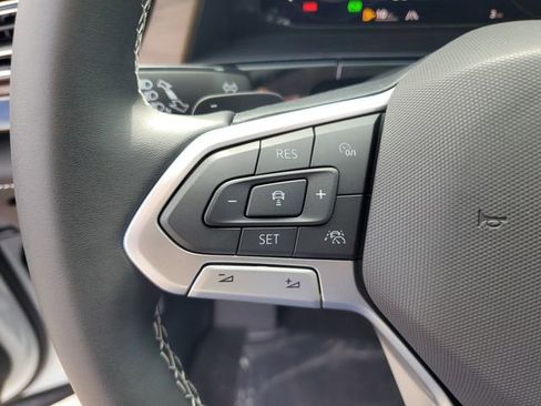 New 2026 Volkswagen Atlas SE FWD image 21