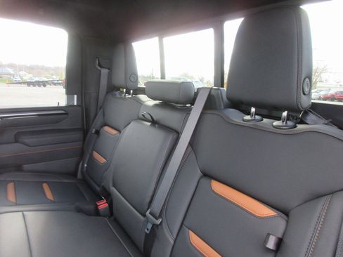 New 2026 GMC Sierra 2500 AT4 w/ AT4 Premium Plus Package image 15