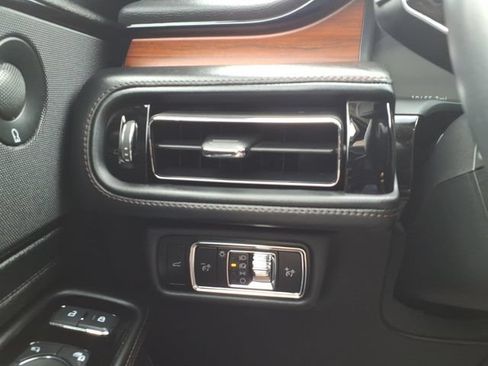 Used 2023 Lincoln Aviator Reserve w/ Jet Package AWD/4WD image 16