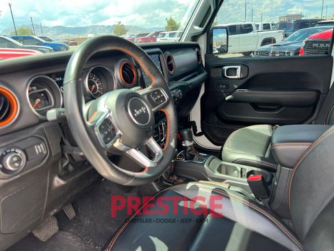 Used 2023 Jeep Gladiator Mojave w/ Cold Weather Group AWD/4WD image 29