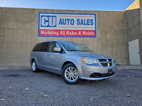 Used 2016 Dodge Grand Caravan SXT w/ Rear Park Assist Package image 1