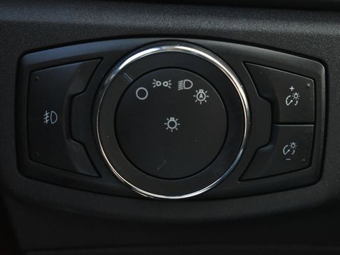 Used 2016 Ford Fusion Titanium image 18