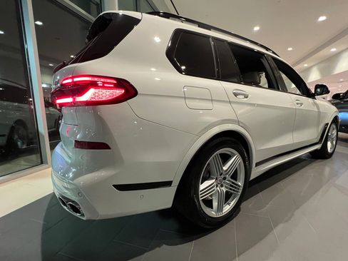 New 2026 BMW ALPINA XB7 AWD/4WD image 8
