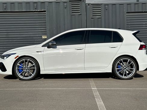 Used 2024 Volkswagen Golf R image 2
