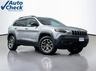 Used 2020 Jeep Cherokee Trailhawk w/ Cold Weather Group AWD/4WD video 1