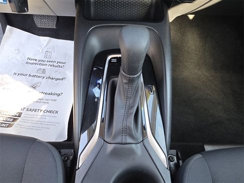 Certified 2024 Toyota Corolla LE image 27