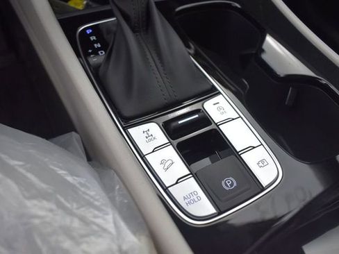 Used 2025 Hyundai Tucson SEL image 16