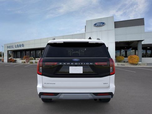 New 2025 Ford Expedition Max Platinum w/ Platinum Ultimate Package image 5