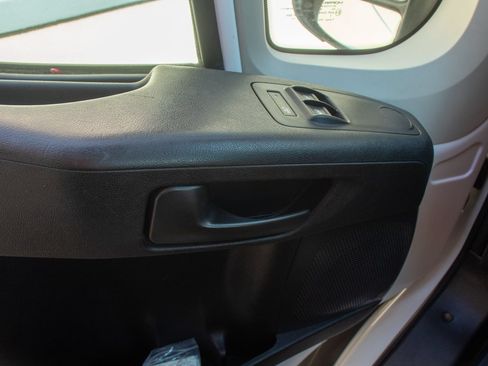 Used 2019 RAM ProMaster 2500 FWD image 19