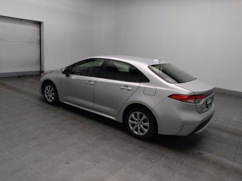 Used 2021 Toyota Corolla LE FWD image 3