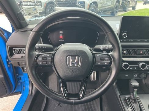 Used 2023 Honda Civic Sport image 16