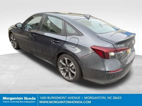 Used 2025 Honda Civic Sport image 5