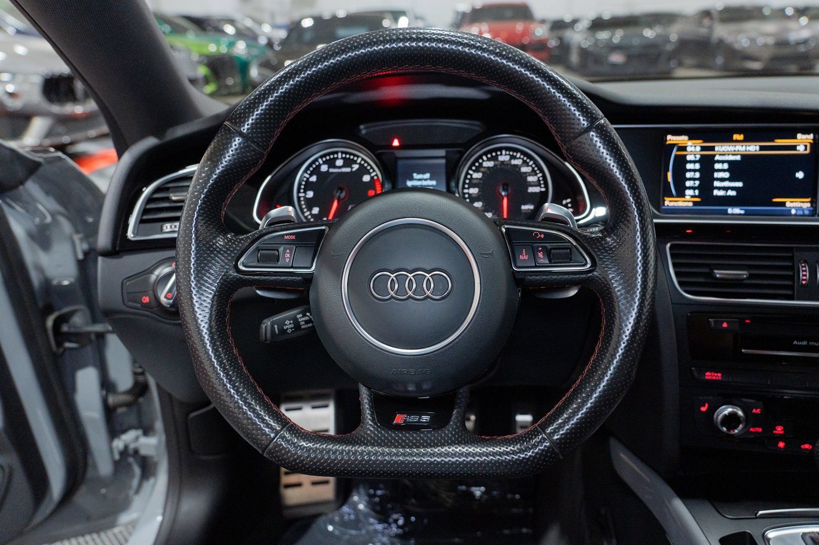 Used 2015 Audi RS 5 Coupe AWD/4WD image 38