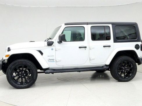 Used 2021 Jeep Wrangler Unlimited Sahara w/ Cold Weather Group image 8