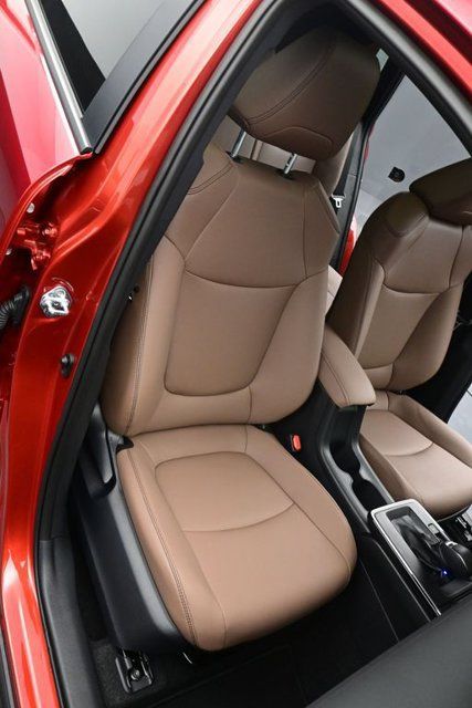 Used 2026 Toyota Corolla Cross XLE w/ Convenience Package AWD/4WD image 16
