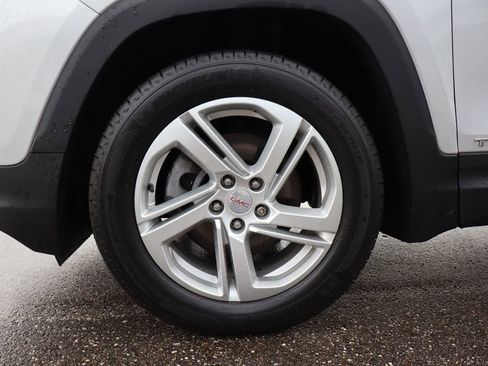 Used 2018 GMC Terrain SLE w/ Driver Convenience Package FWD image 26