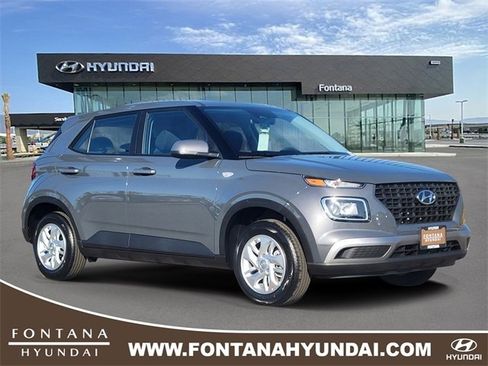 New 2026 Hyundai Venue SE image 1