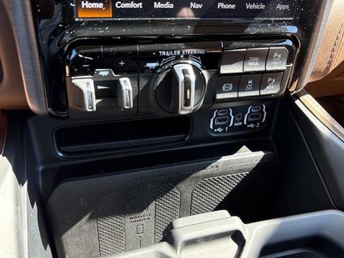 Used 2024 RAM 2500 Limited w/ Safety Group image 15