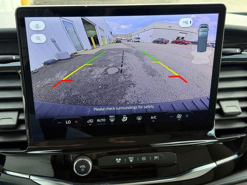 Used 2025 Ford Transit 350 XLT image 30