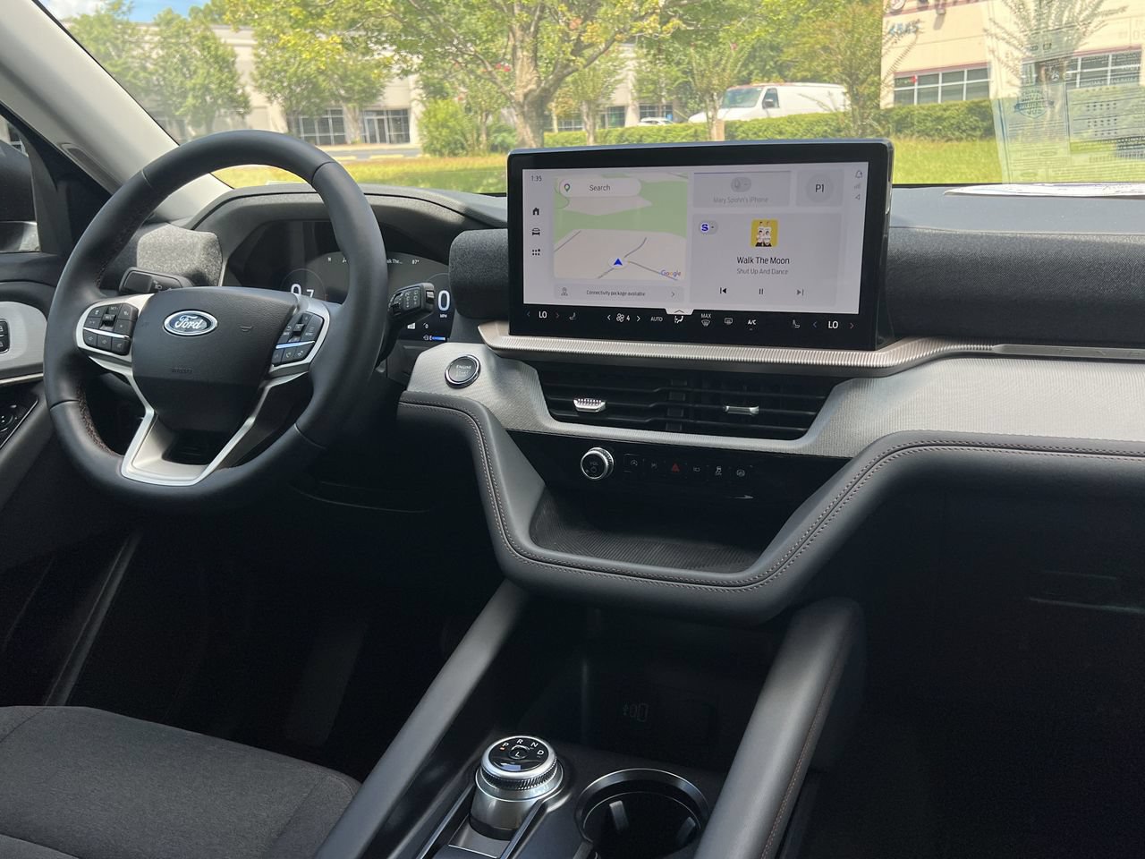 New 2026 Ford Explorer Active RWD image 3