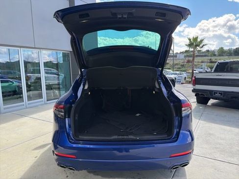 Certified 2022 Maserati Levante GT image 11