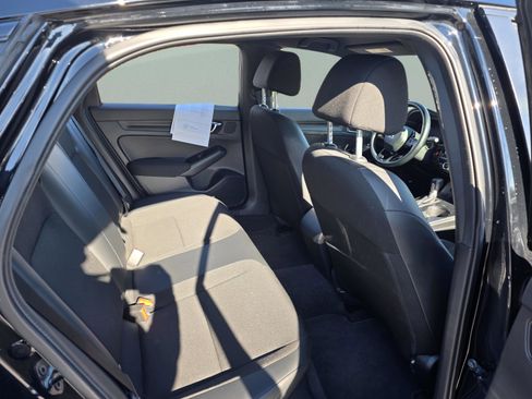 Used 2023 Honda Civic Sport image 19